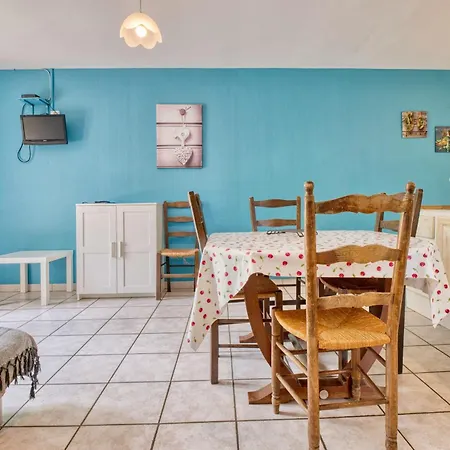 Holiday home Girolle